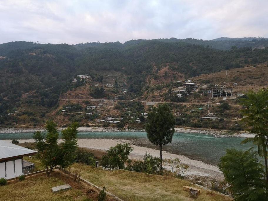 Khuru Resort Punakha Exterior photo